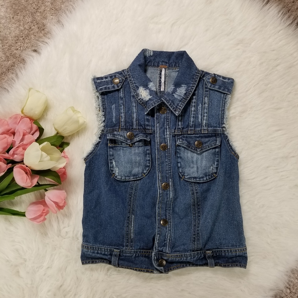 FREE PEOPLE Sleeveless Denim Vest (W2-96) ⁂